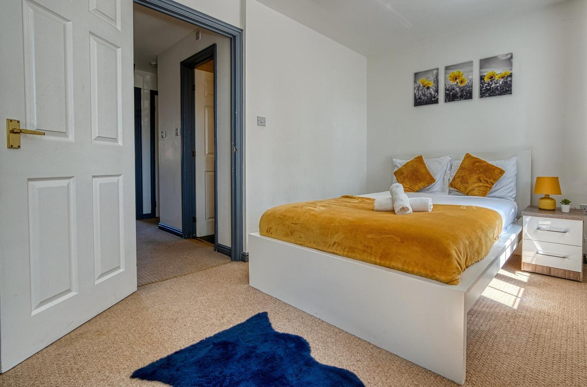 Nec Exhibitor Home, Stay Near Birmingham Airport Exterior photo